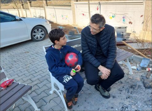 YASİN ÖZTÜRK DEPREM BÖLGESİNDE
