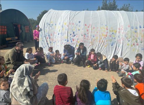 Büyükşehir’den Deprem Bölgesinde Çocuk Oyun Alanları