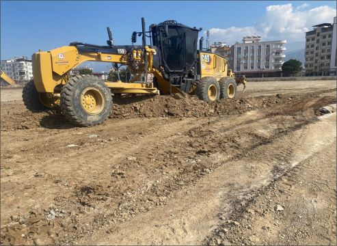 Denizli Büyükşehir Tüm Ekipleriyle Sahada İskenderun’da Konteyner Kentlerin Altyapısı Büyükşehir’den