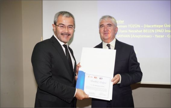 BAŞKAN VURAL CUMHURİYET’İN 100. YILINDA DÜZENLENEN PANELE  KATILDI