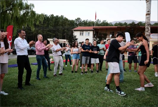 Denizli Büyükşehirden Liselilere Özel Yaz Kampı Bilim, Zeka, Spor Ve Sanat Bir Arada