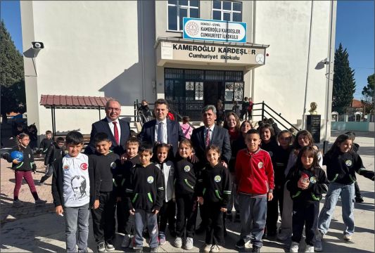 “Güçlü Eğitim Ortamları, Çocuklarımızın Geleceğe Daha Sağlam Adımlarla İlerlemesini Sağlar.”