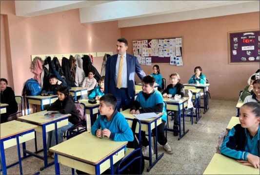 Kaymakam Cıdıroğlu’ndan Kıralan'daki Okullara Ziyaret